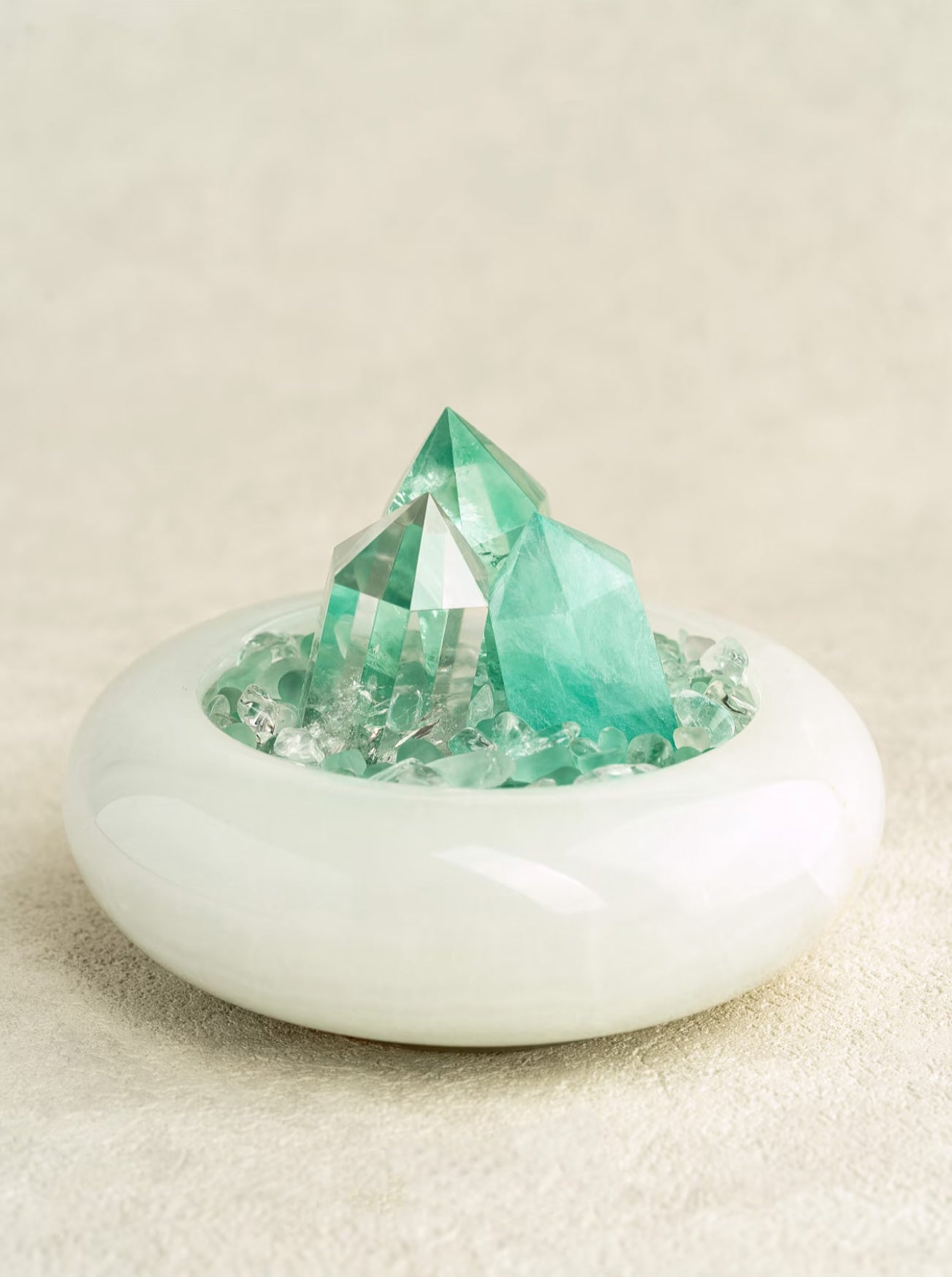 Fluorite Clarity – Natural Crystal Decor for Mental Focus & Inner Potential